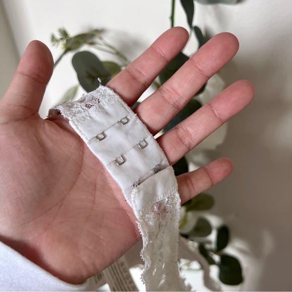 Hollister Bralette - Picture 4 of 8